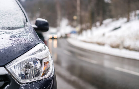Взыскание в суде ущерба от падения снега на автомобиль